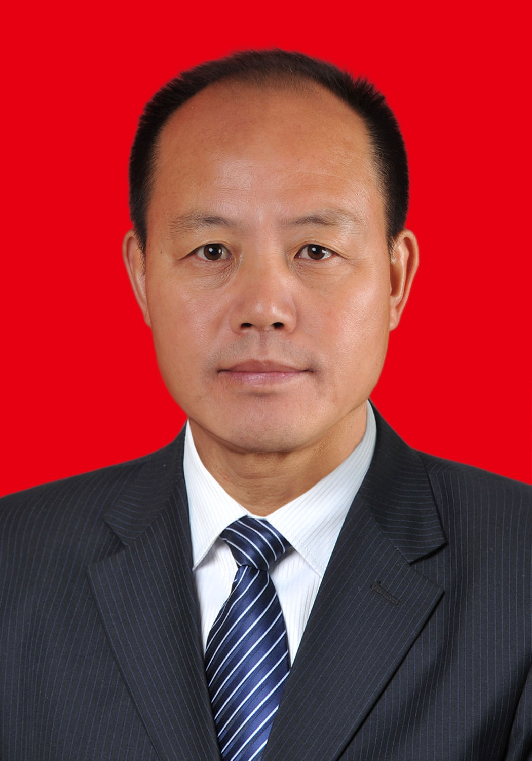 年7月出生,甘肃 a target="_blank" href="/item/静宁">静宁 /a>人