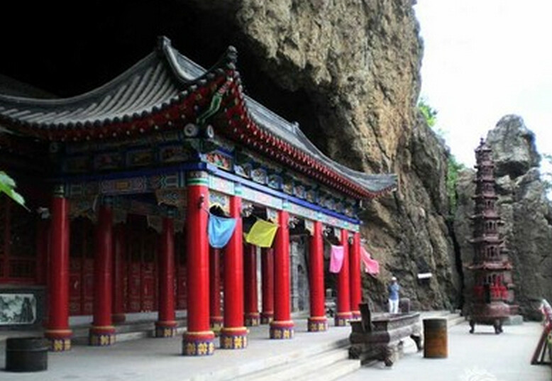  p data-id="gnwml5xs76">灵山禅寺,简称灵山寺,位于 a target="