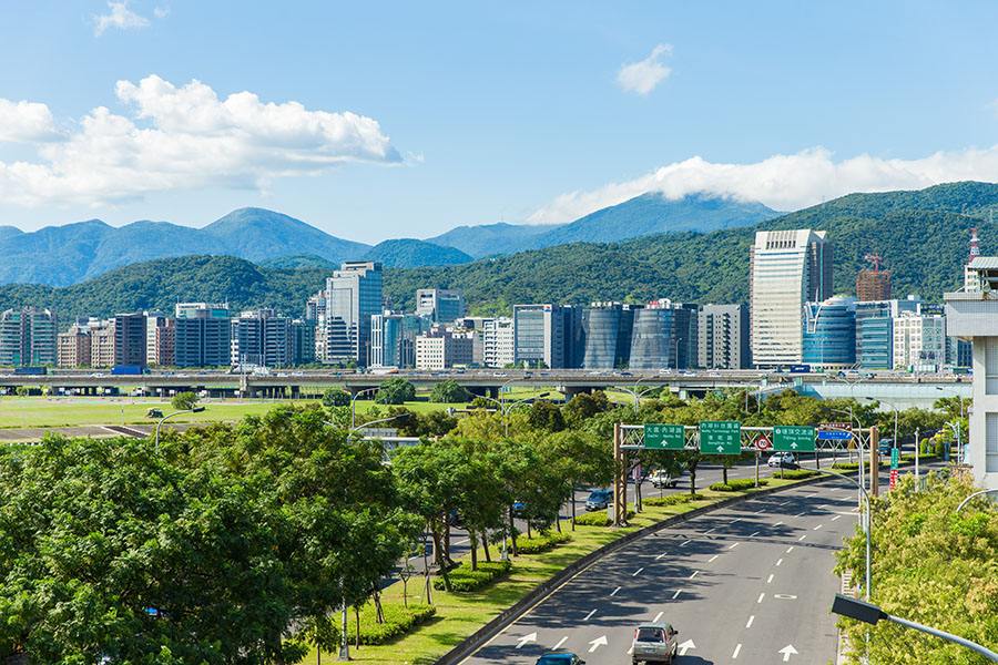  p>内湖科技园区,位于台湾省 a target="_blank" href="/item/台北市