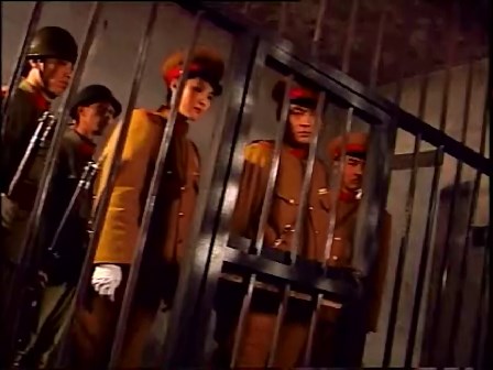  p>《喋血满洲》是由周炜,李瑞清导演,王菁华,李显刚,张志忠,薛中瑞