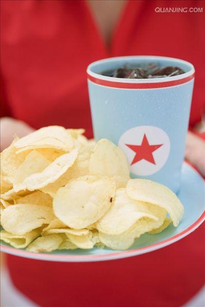  p>薯片(英国英语:crisps;美国英语:potato chips)是指由 a target="