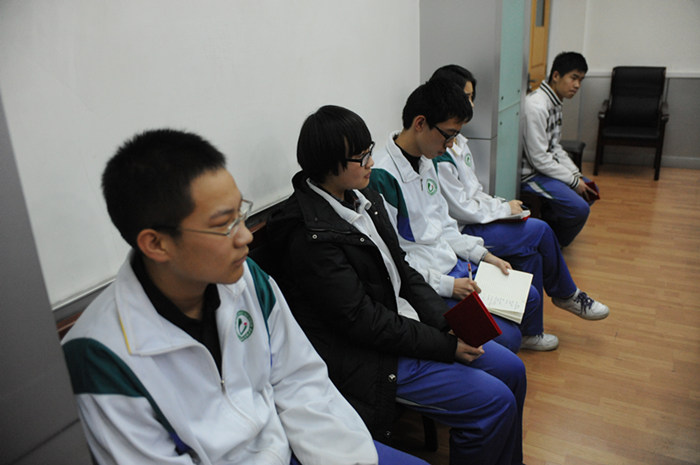 山东省济钢高级中学