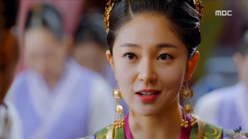  p>百眞熙(         ),原译为白珍熙,1990年2月8日出生于韩国首尔