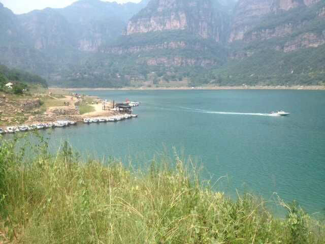  p data-id="gnwz6jngvd">太行平湖,又名南谷洞水库,位于河南省林州市