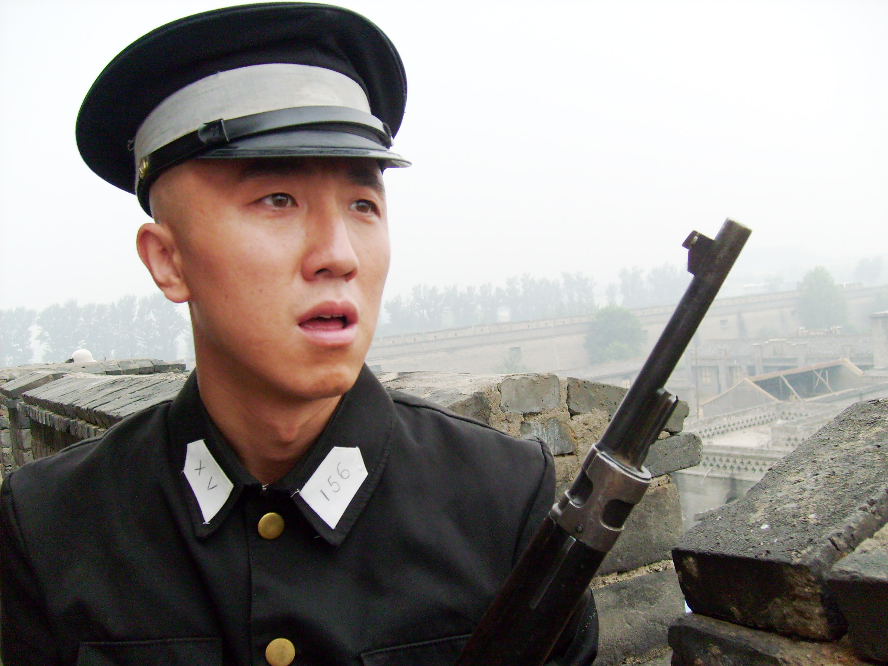  p data-id="gnwjanr5k7">佟骏,中国内地男演员,毕业于 a target="