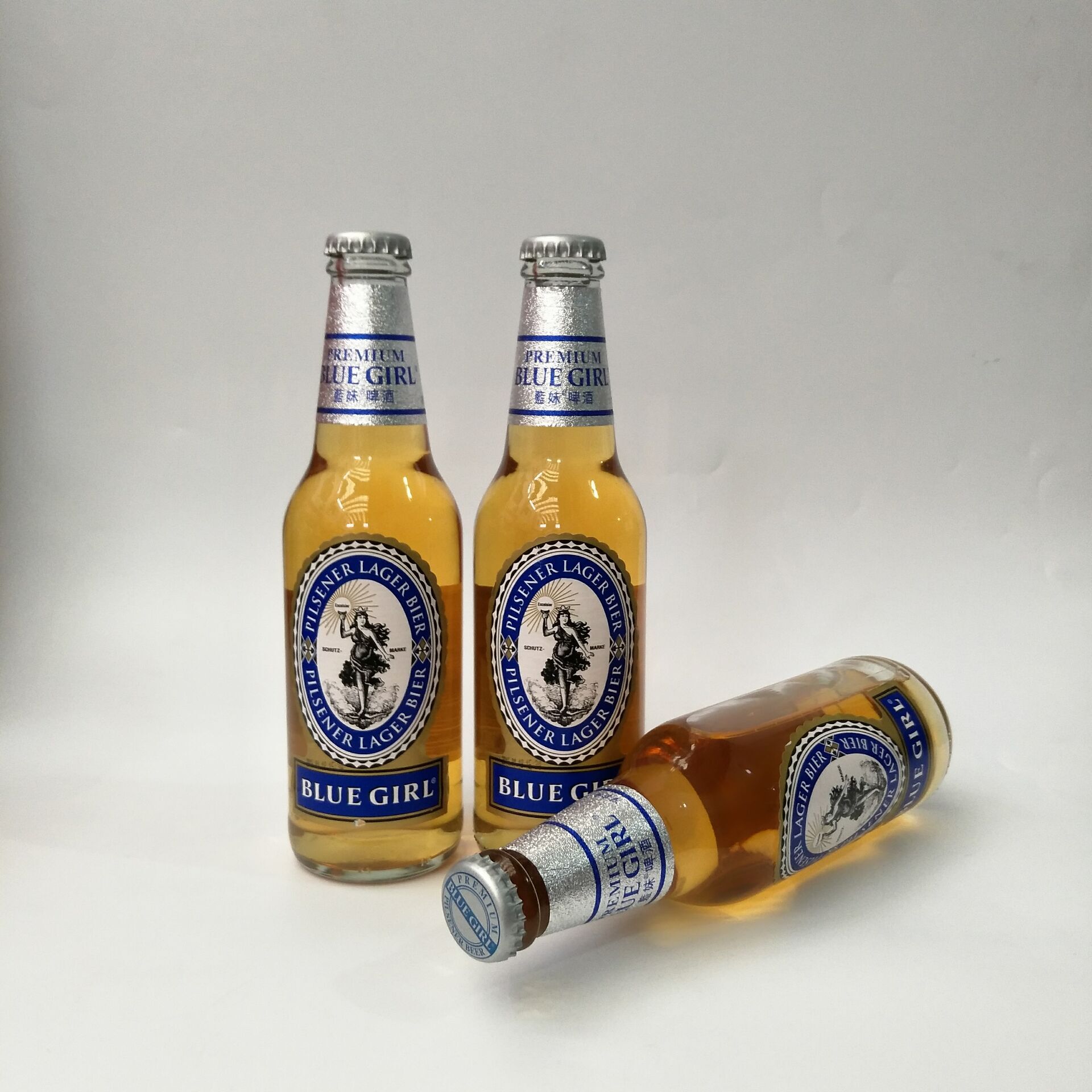 1906年捷成洋行从德国整体收购蓝妹啤酒,沿用蓝妹啤酒优良的传统秘方