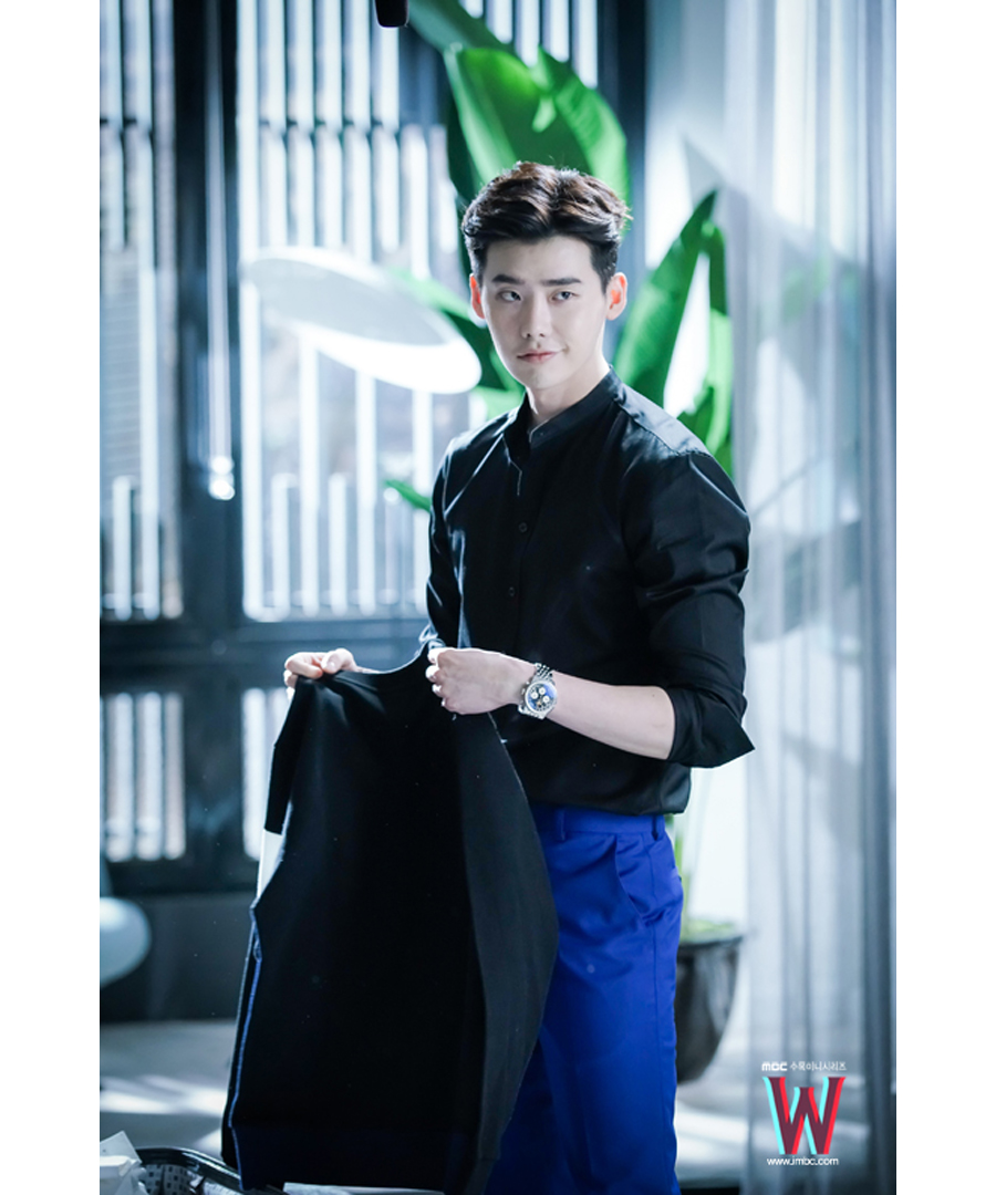  p>李钟硕 i>(         ,lee jong suk) /i>,1989年9月14日出生于京畿