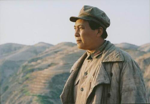  p>《延安颂》是一部四十集的抗战历史电视剧,由 a target="_blank"