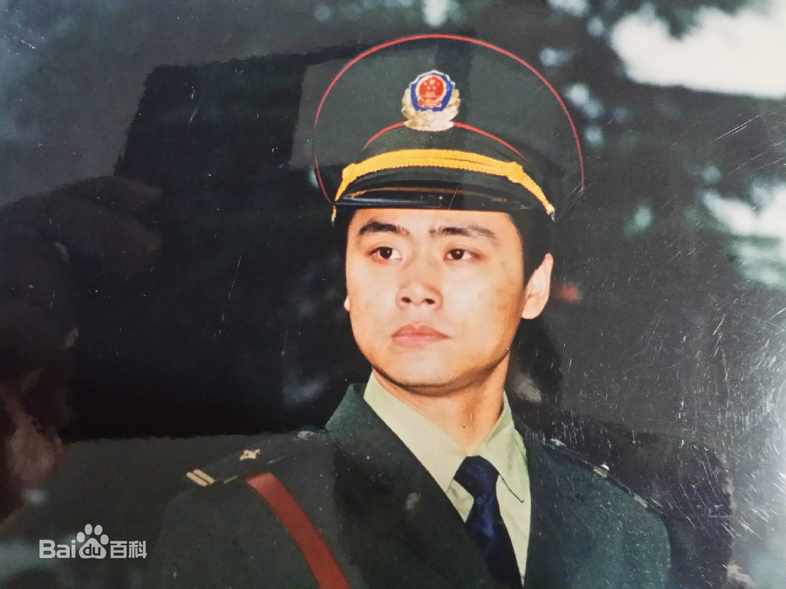  p data-id="gnwz9oyall">《特警110》是1999年播出的电视剧,主演张伟