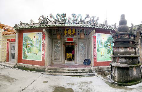  p>准(凖zhǔn)提寺位于揭阳市蓝城区桂岭镇健豪村,始建于明朝末年,千