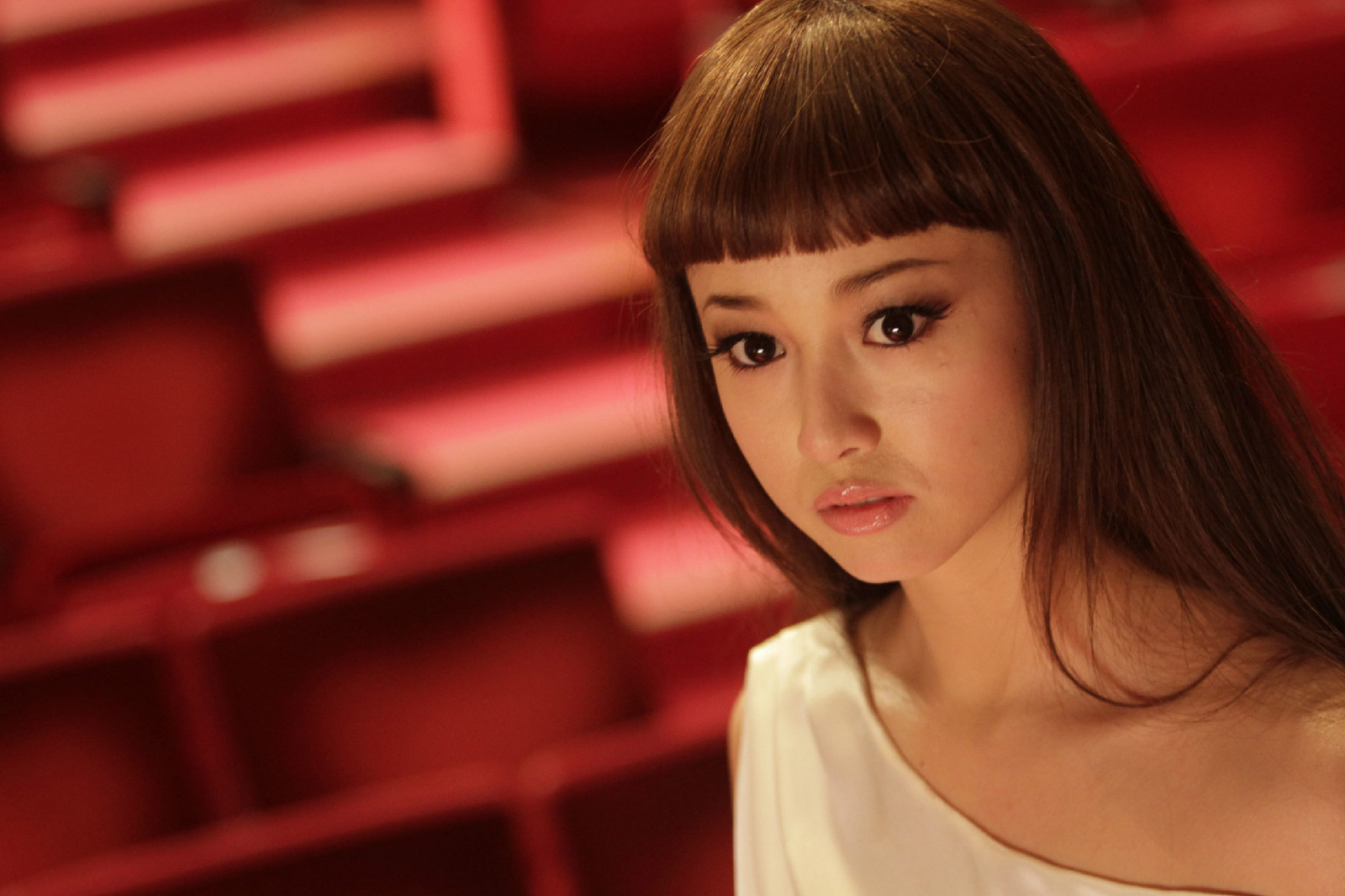  p>《狼狈》是由蜷川实花导演的,由 a href="#" data-lemmaid="