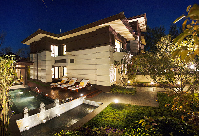 牛驼温泉孔雀城