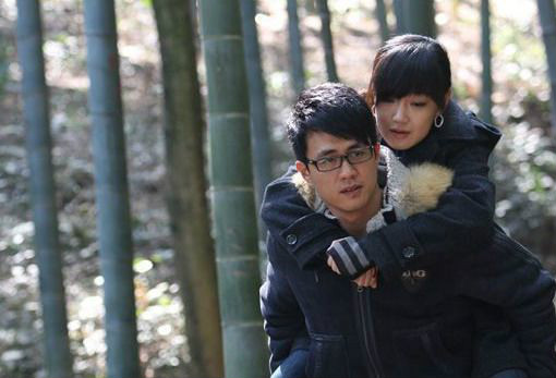 租女友回家过年