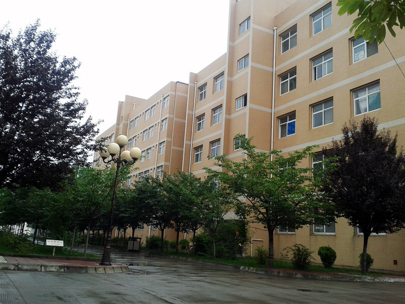 陇县第二高级中学