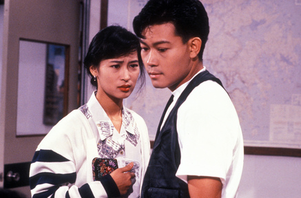 data-id="go08z943h2">《命运迷宫》是由tvb1991年出品的15集时装电视