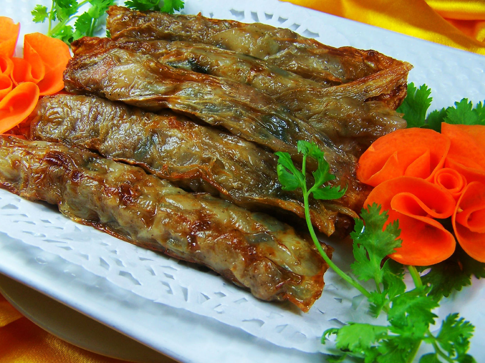  p>食泉姜母鸭(龙山寺店)是一家闽菜餐馆,位于泉州晋江市安海龙山东路