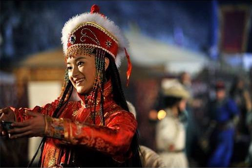  p>蒙古郡主,苏完瓜尔佳王爷之女,和女主角 a target="_blank" href="