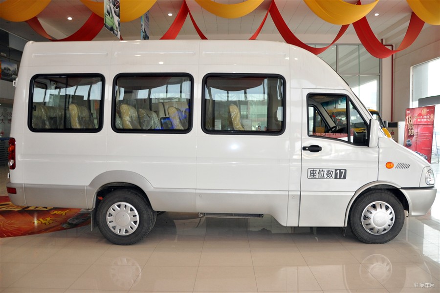  p>依维柯宝迪是南京依维柯轻客阵营的新兵,它主要为中小企业用户量身