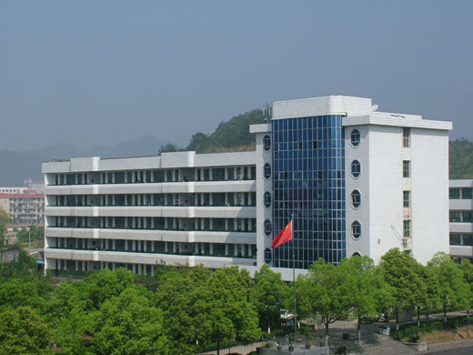 浏阳市集里中学