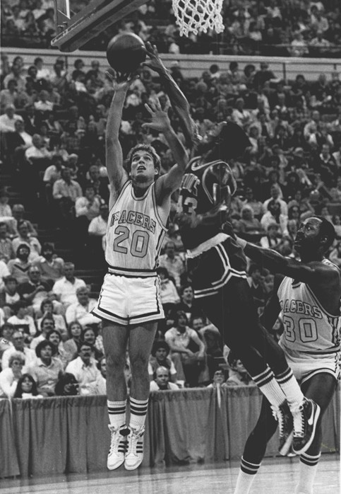  p>乔治·麦金尼斯(george mcginnis),1950年8月12日出生于美国 a