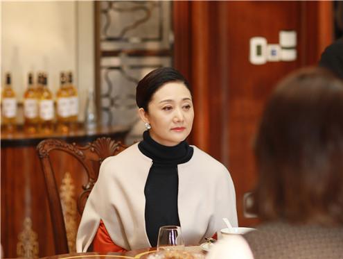  p>包太太,电视剧《欢乐颂2》人物.包亦凡的母亲.