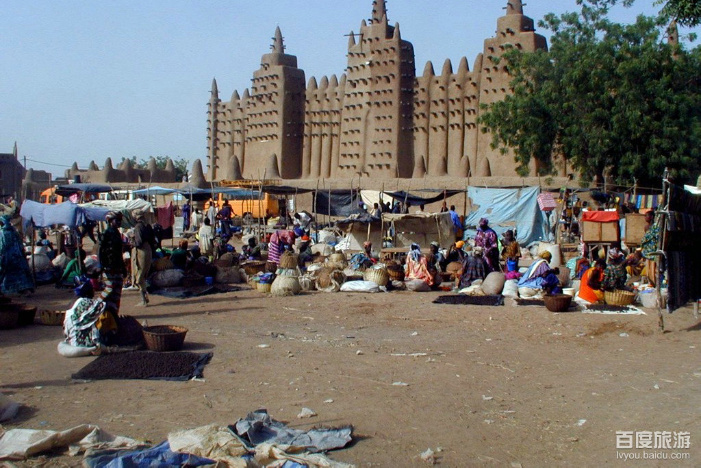  p> b>马里共和国 /b>(la république du mali),简称 b>马里 /b>,是