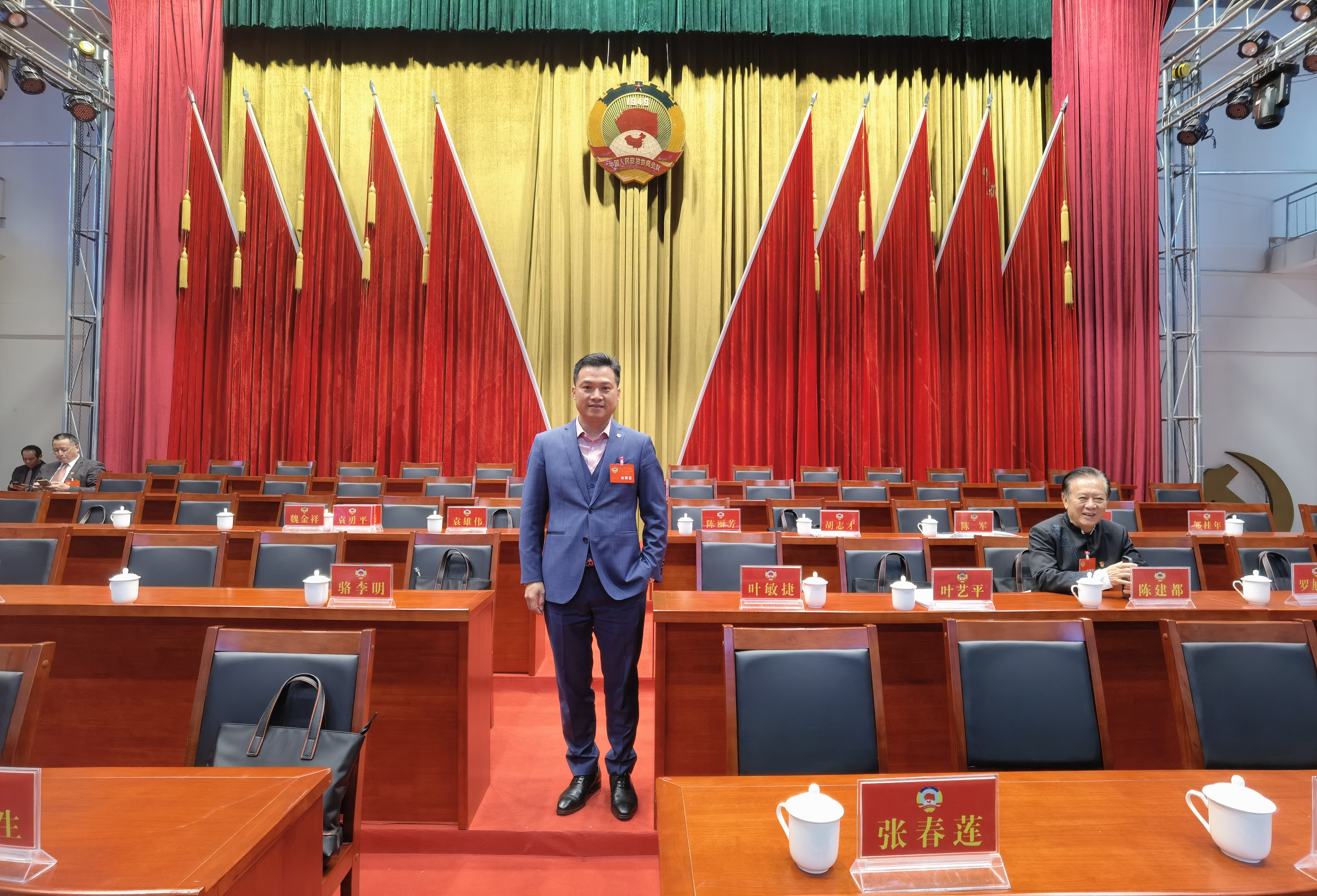 邹俊国,男,汉族,籍贯广东省河源市龙川县