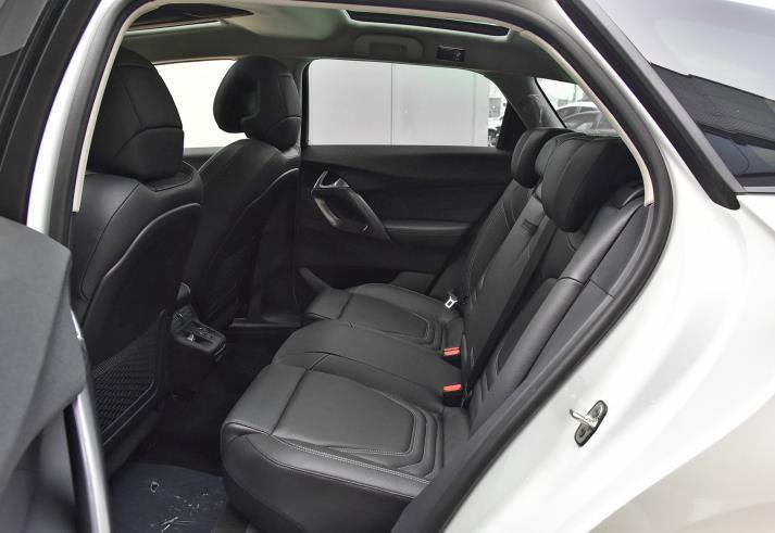 24万的DS5值得买吗？开了8个月后，车主说了用车感受_百科TA说