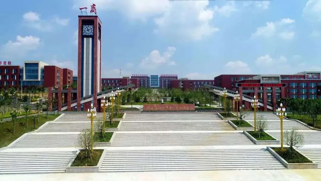  p>汝州一高的前身是临汝县立中学,创建于1948年8月 .