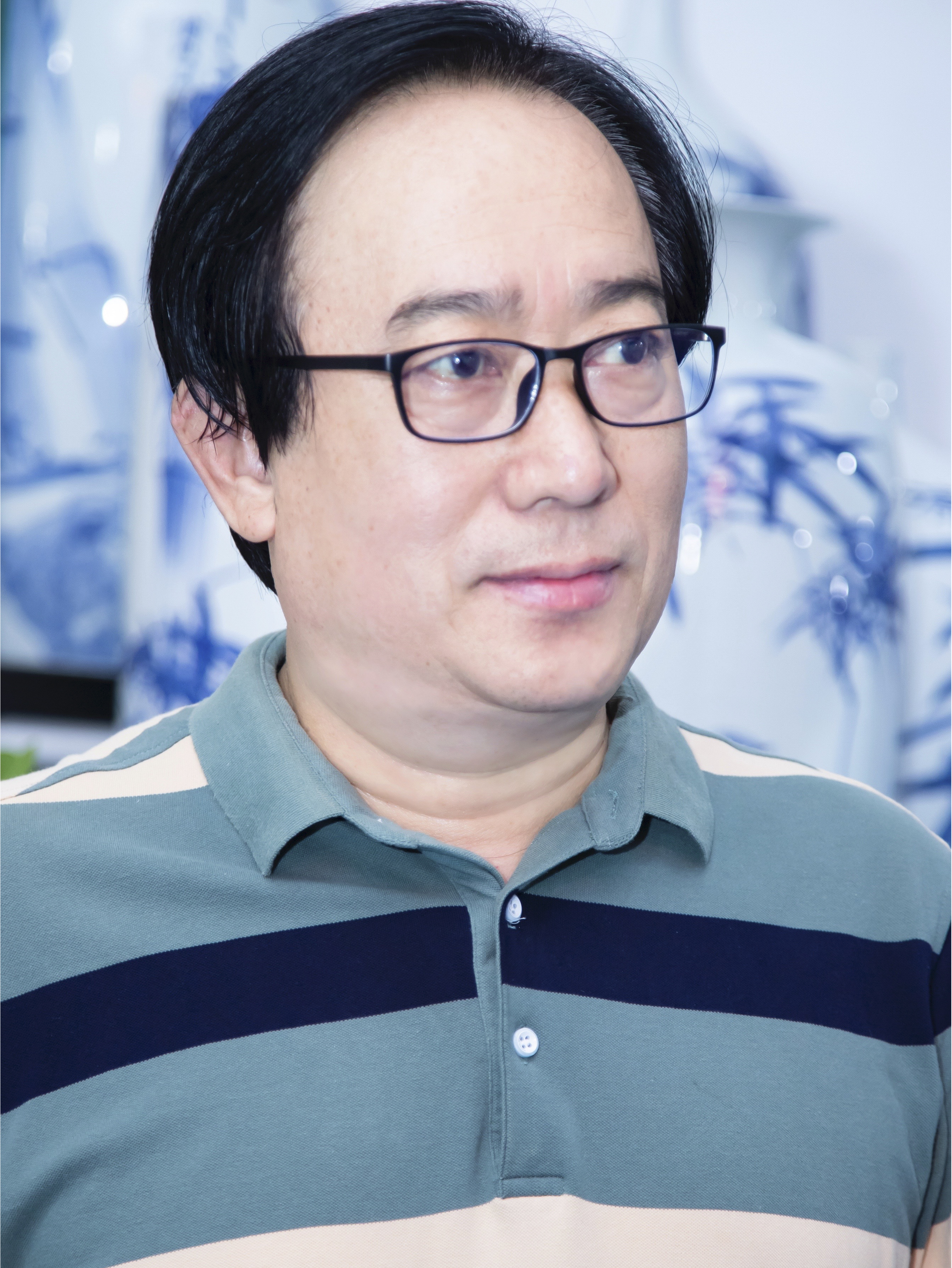 ctrid="tbjcf3lvenwk">牛泉,著名书画家,诗人,<