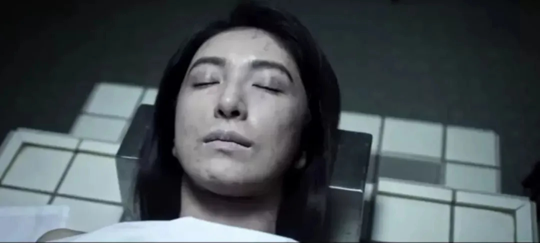 林心如杨谨华大尺度犯罪《华灯初上》酒吧美女惨死太悲催_百科TA说