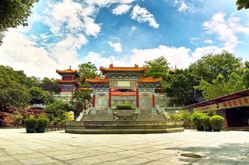 data-lemmaid="2085600">海月岩公园 /a>位于厚街涌口村金牛山, a