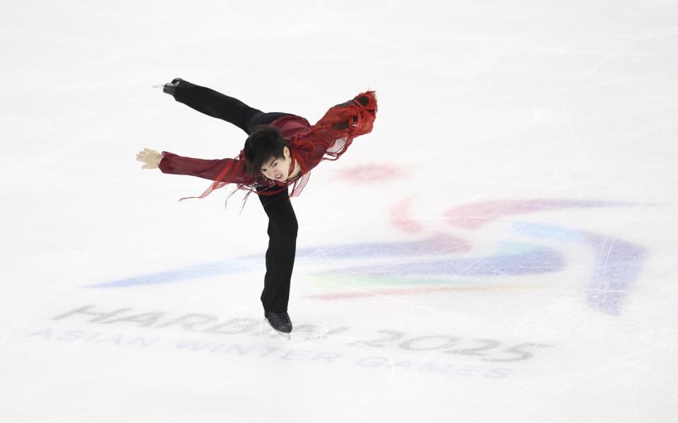 junhwan),男,2001年10月21日出生于韩国首尔,韩国花样滑冰运动员,效力