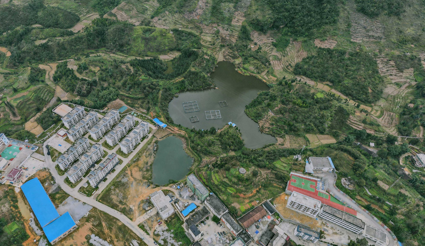  p>浪平镇,隶属于广西壮族自治区百色市田林县,地处 a target="_blank