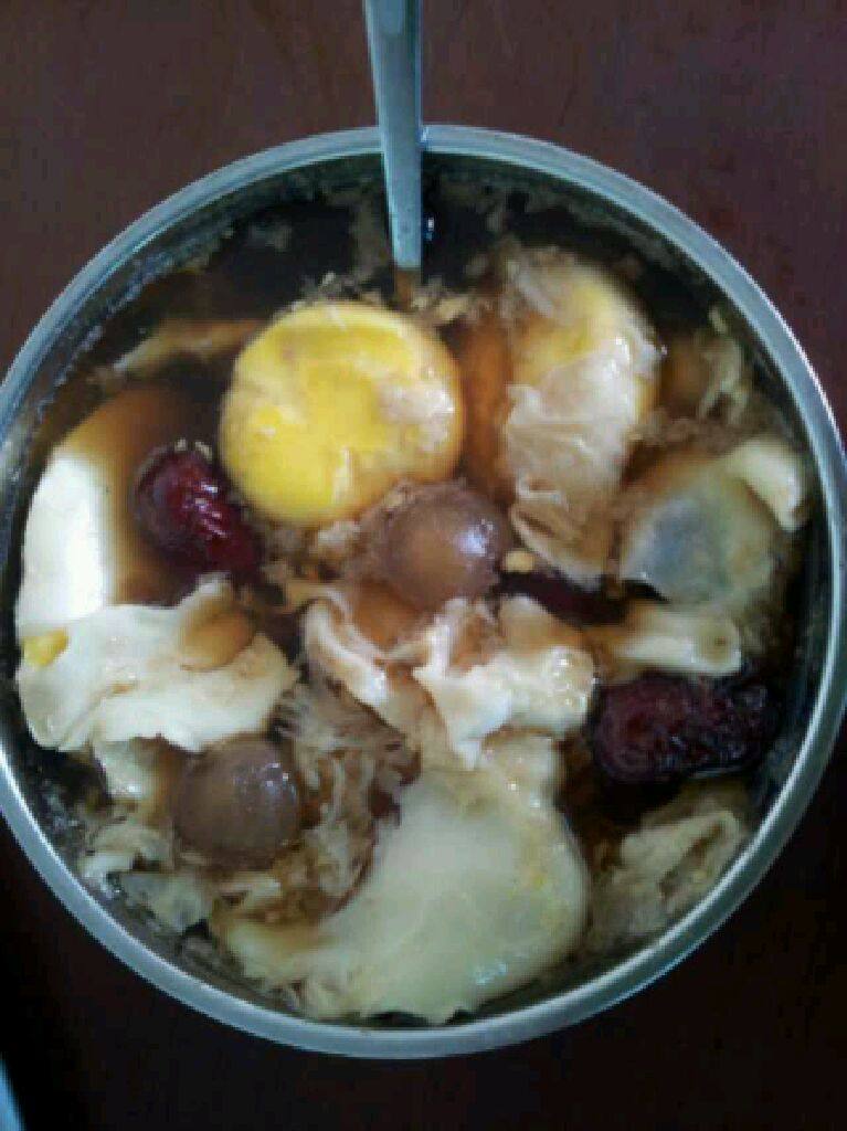 黄莲阿胶鸡蛋黄汤