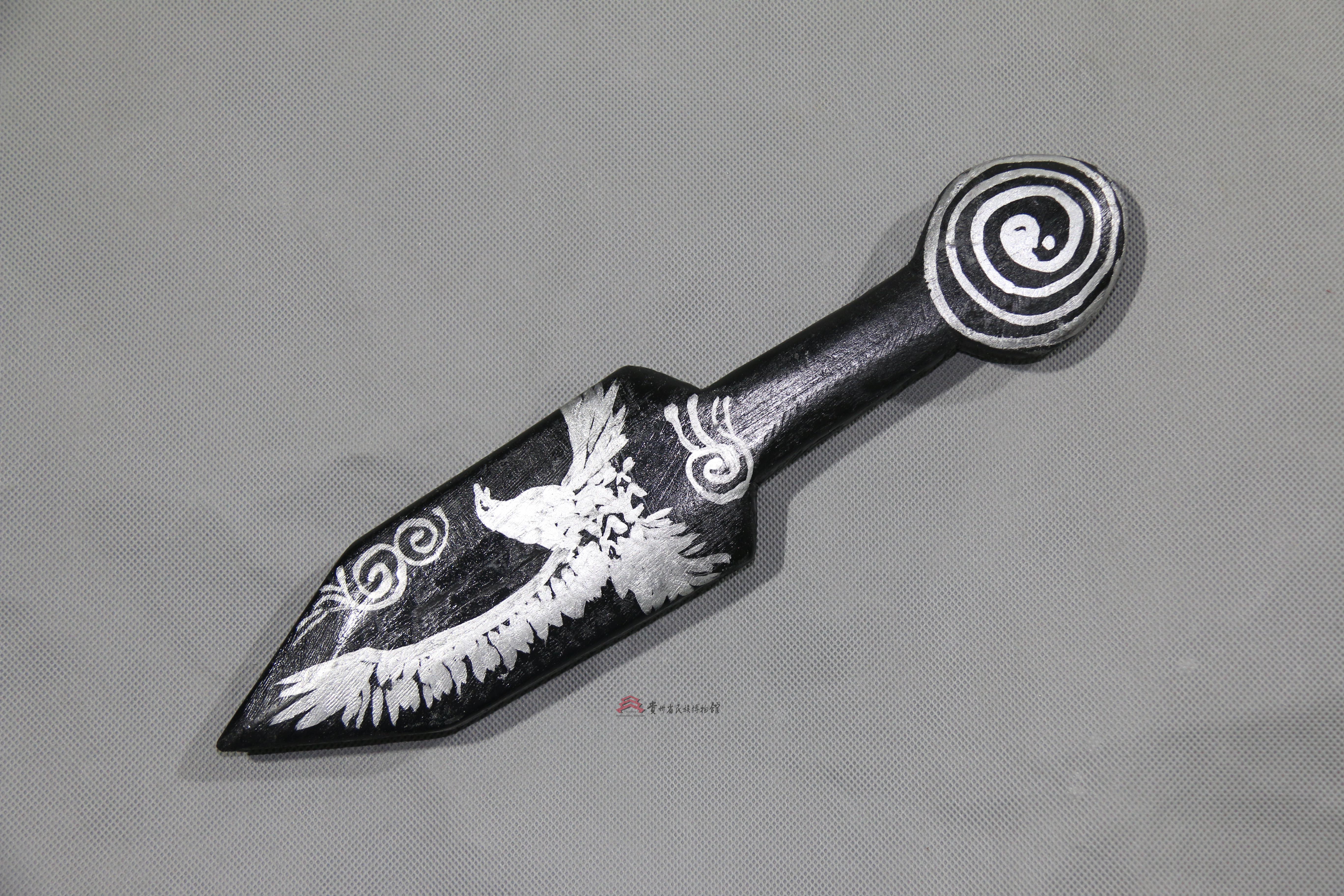 当代毕节彝族毕摩神扇