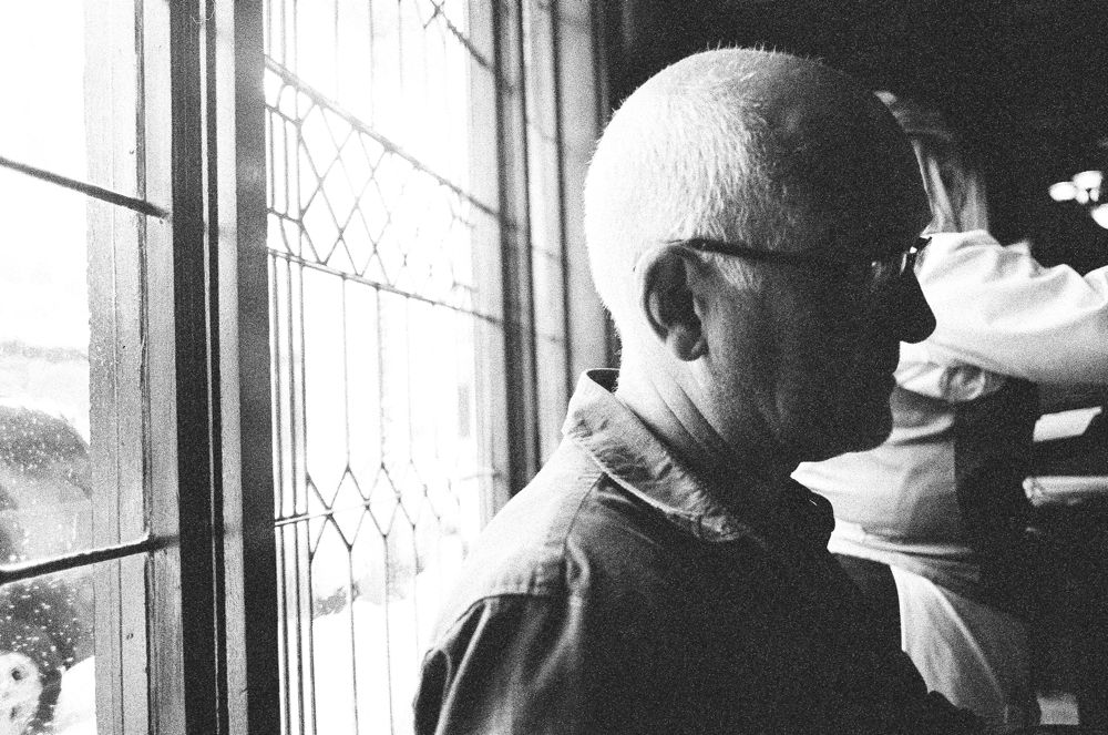  p>《环形使者》由 a target="_blank" href="/item/莱恩·约翰逊