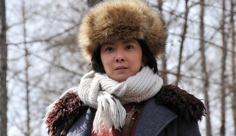  p>刘威葳 i>(原名刘薇薇) /i>,1976年5月6日出生于黑龙江省哈尔滨市