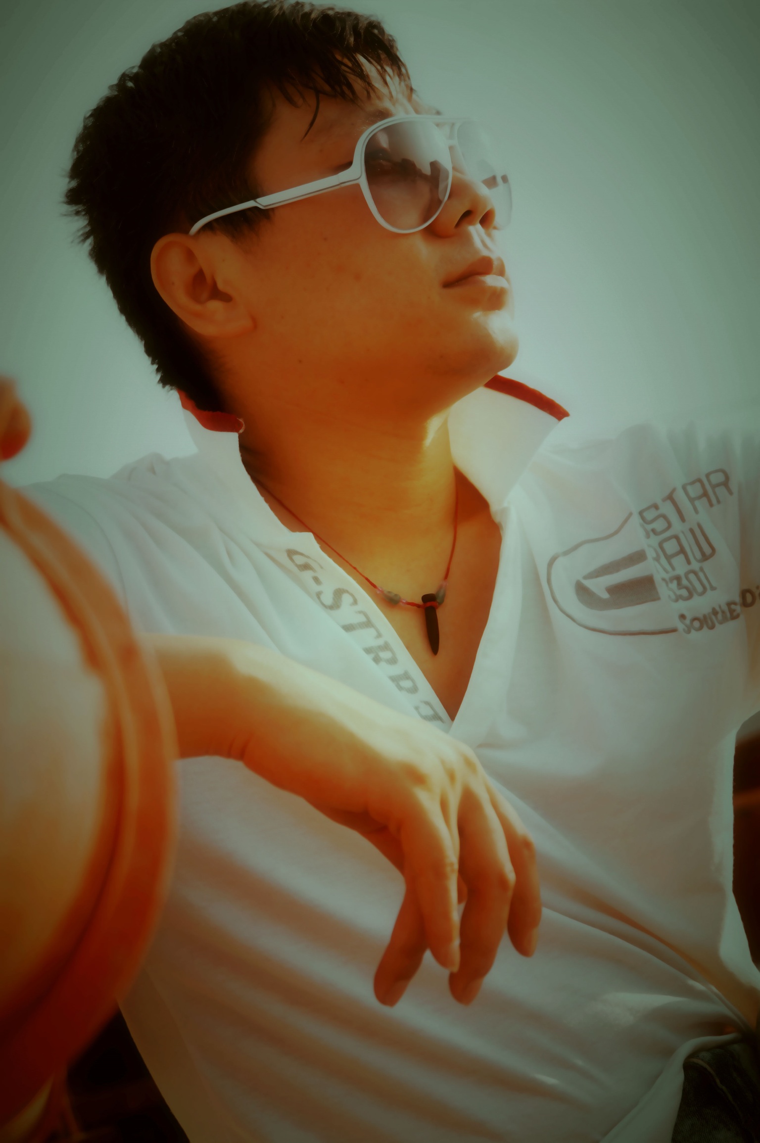  p>《爱着别人想着我》是刘新财-财郎独立词曲创作由巅峰音乐工作室