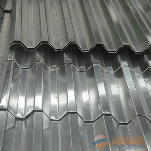 板是采用<a target="