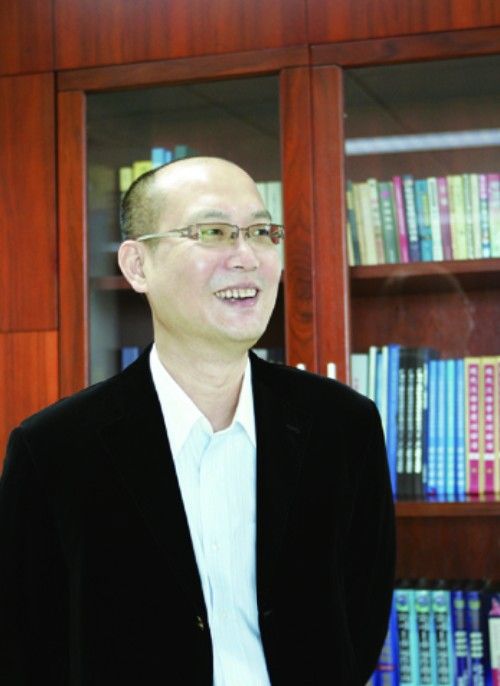 广东作家徐向东先生的作品