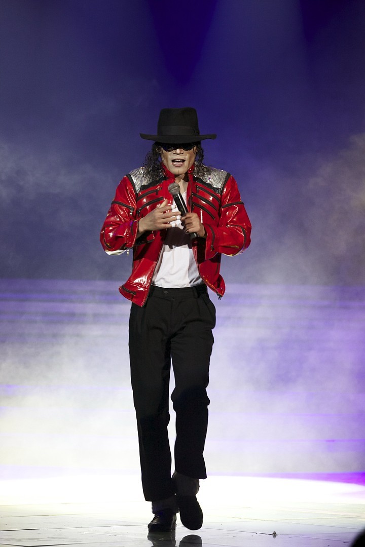 2004年北京电视台《欢乐总动员》"超级模仿秀"年度总冠军, 2006中央