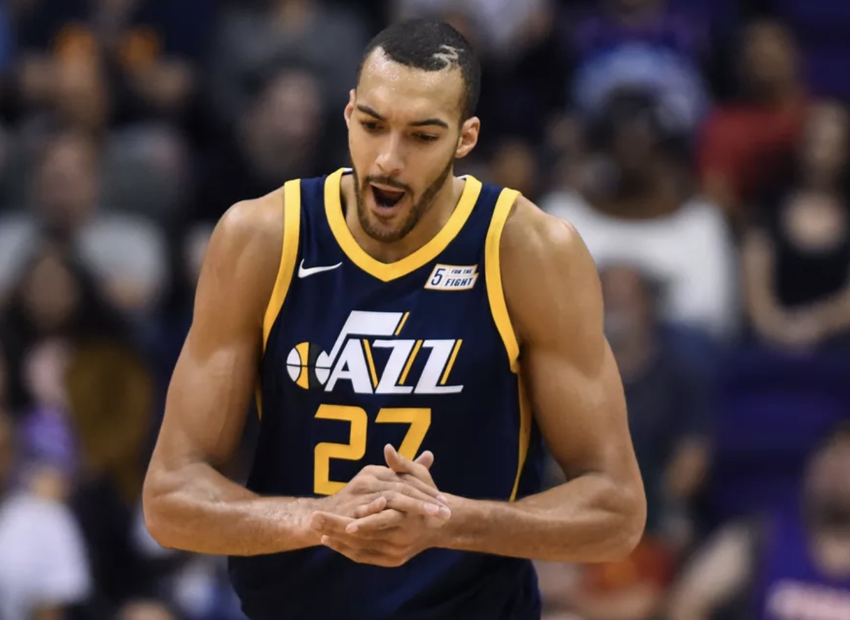  p>鲁迪·戈贝尔(rudy gobert),1992年6月26日出生于 a target="