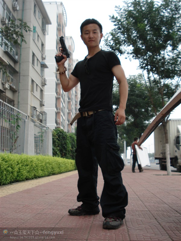  p data-id="gnbvwy7tig">《新警事》是一部警匪剧,由漠希,徐剑博担任