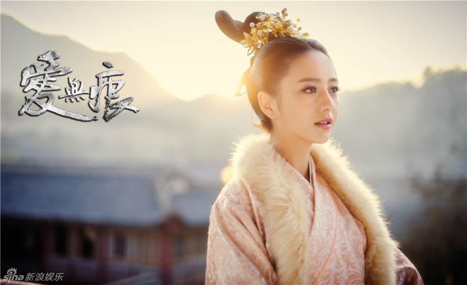  p>佟丽娅,1983年8月8日出生于新疆伊犁察布查尔,中国内地影视女演员