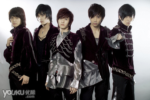  p>至上励合(top combine),中国内地男子流行演唱组合,现以 a target=