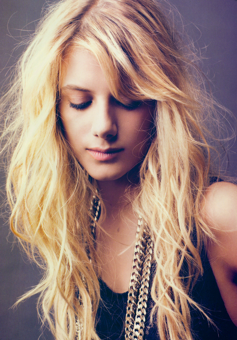  p>梅拉尼·罗兰(mélanie laurent),1983年2月21日出生于法国巴黎