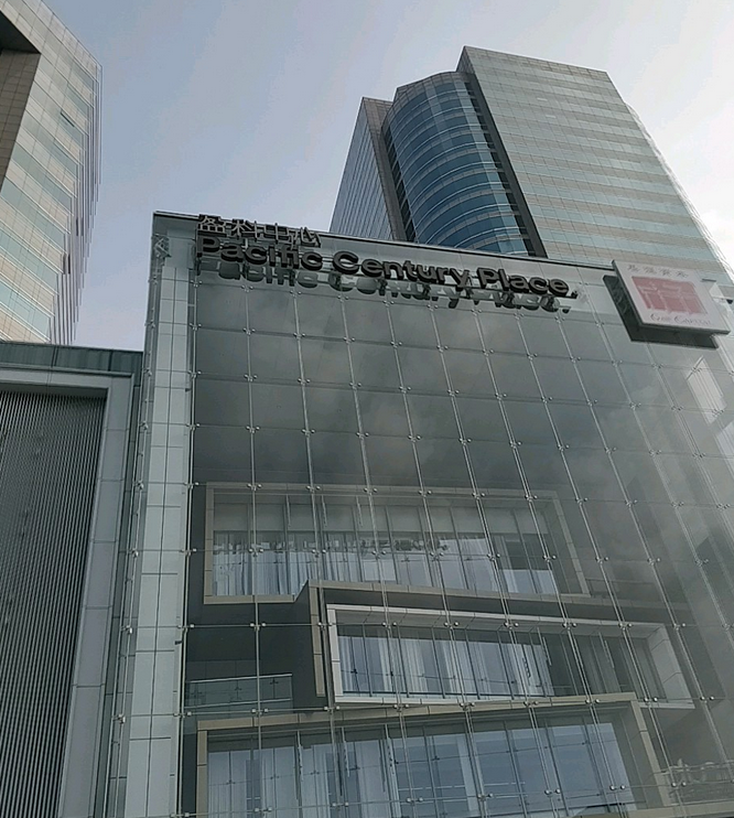  p>盈科中心位于北京市朝阳三里屯,共计房屋176户. /p>