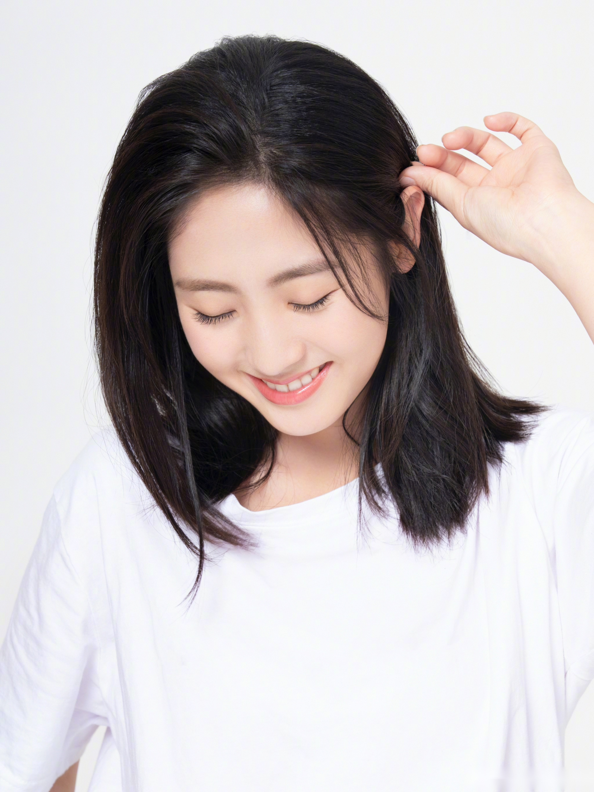  /p> p>2015年10月,邢菲参加湖南卫视校园纪实综艺节目《 a target="