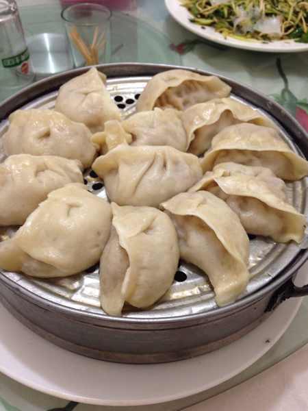  p data-id="gnwuw7serg">麒麟蒸饺又称驴肉蒸饺,是一道老少皆宜的